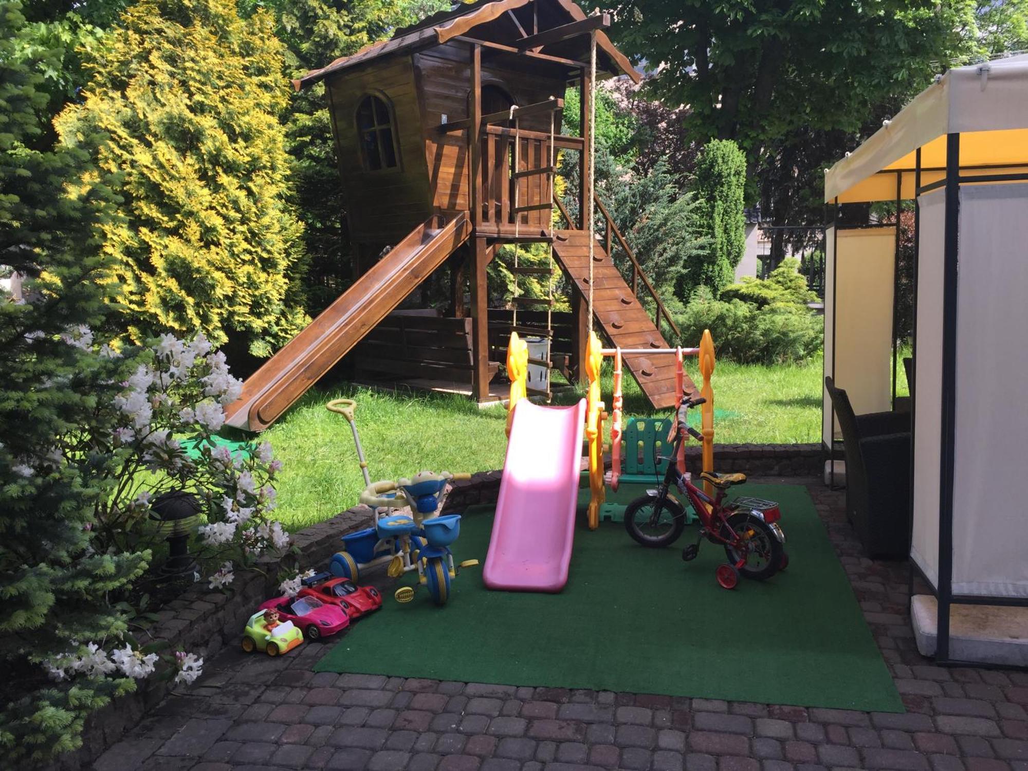 Eney Budget Three-Room Apartment Lviv Eksteriør bilde